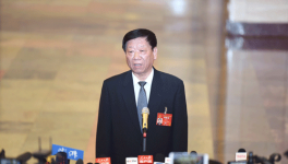 確保轉(zhuǎn)崗不下崗 部長給了水泥人一劑定心丸