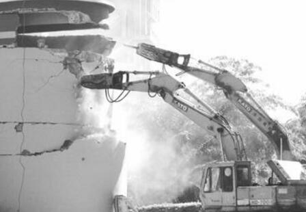 長治縣從快從嚴處理陶清河水泥廠粉塵污染問題