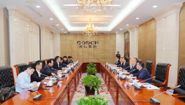 武漢理工大學黨委校領導帶隊走訪海螺水泥股份有限公司