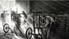 最后的水泥裝車工