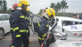海口一教練車與水泥車發生碰撞導致5人受傷
