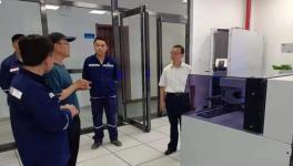 為使科研項(xiàng)目更接地氣，質(zhì)檢部門參觀堯柏水泥“萬(wàn)噸線”！