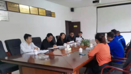 市委書記張麗芳一行到都勻豪龍調研